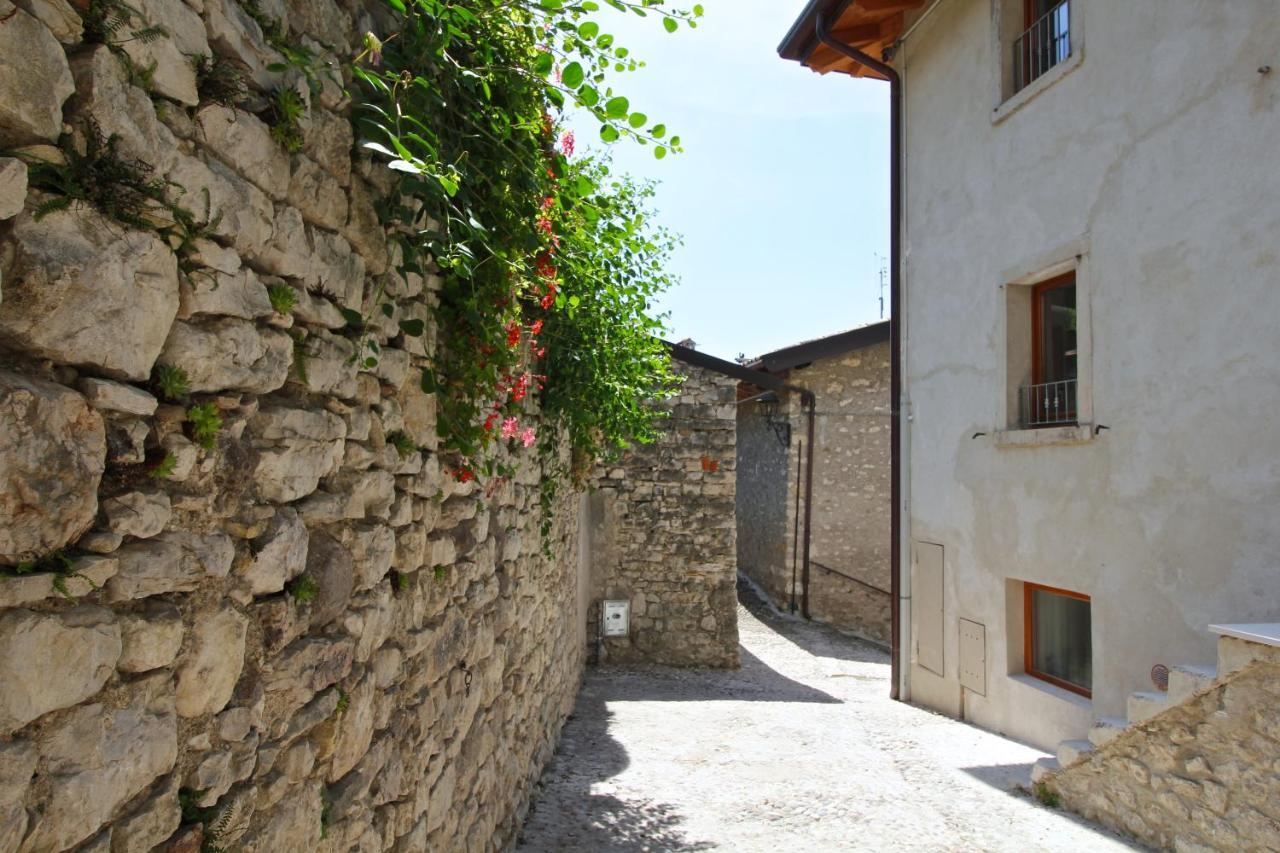 Ca De L'Angelon Aparthotel Brenzone sul Garda Ngoại thất bức ảnh