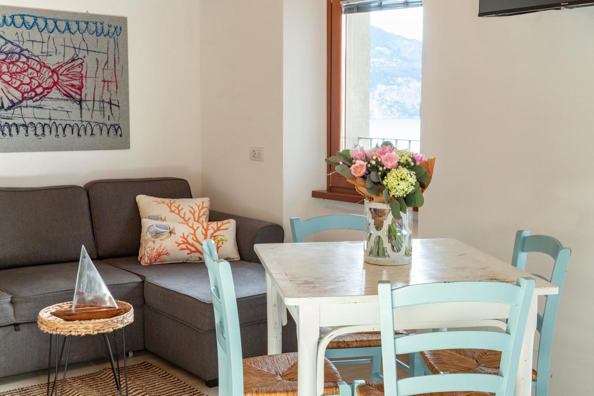 Ca De L'Angelon Aparthotel Brenzone sul Garda Ngoại thất bức ảnh